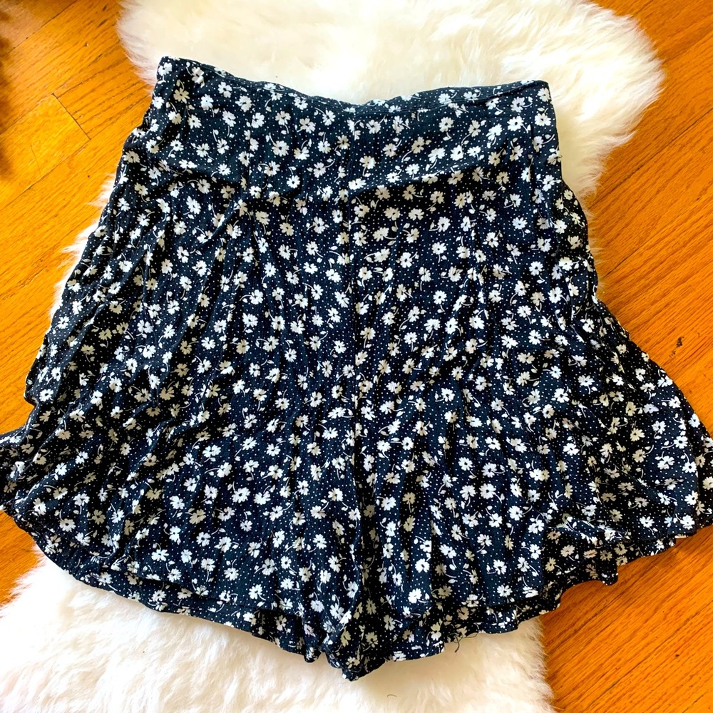 2/$30 VINTAGE 90’s Highwaisted Skort